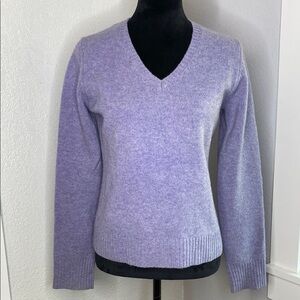 Vintage GAP Lavender Lambswool V-Neck Sweater